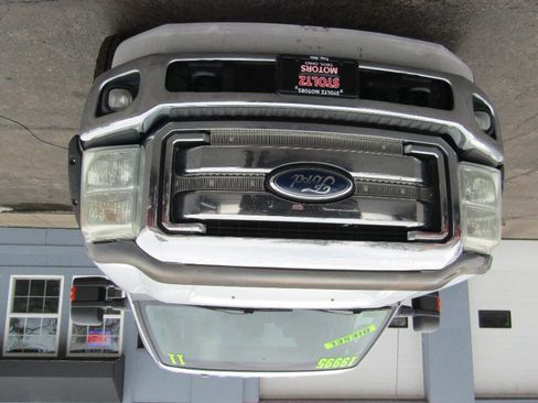 Used 2011 Ford F350 XLT w/ FX4 4X4 Off-Road Pkg image 6