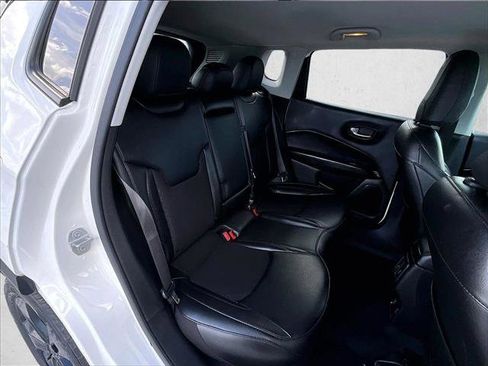 Used 2020 Jeep Compass Altitude image 29