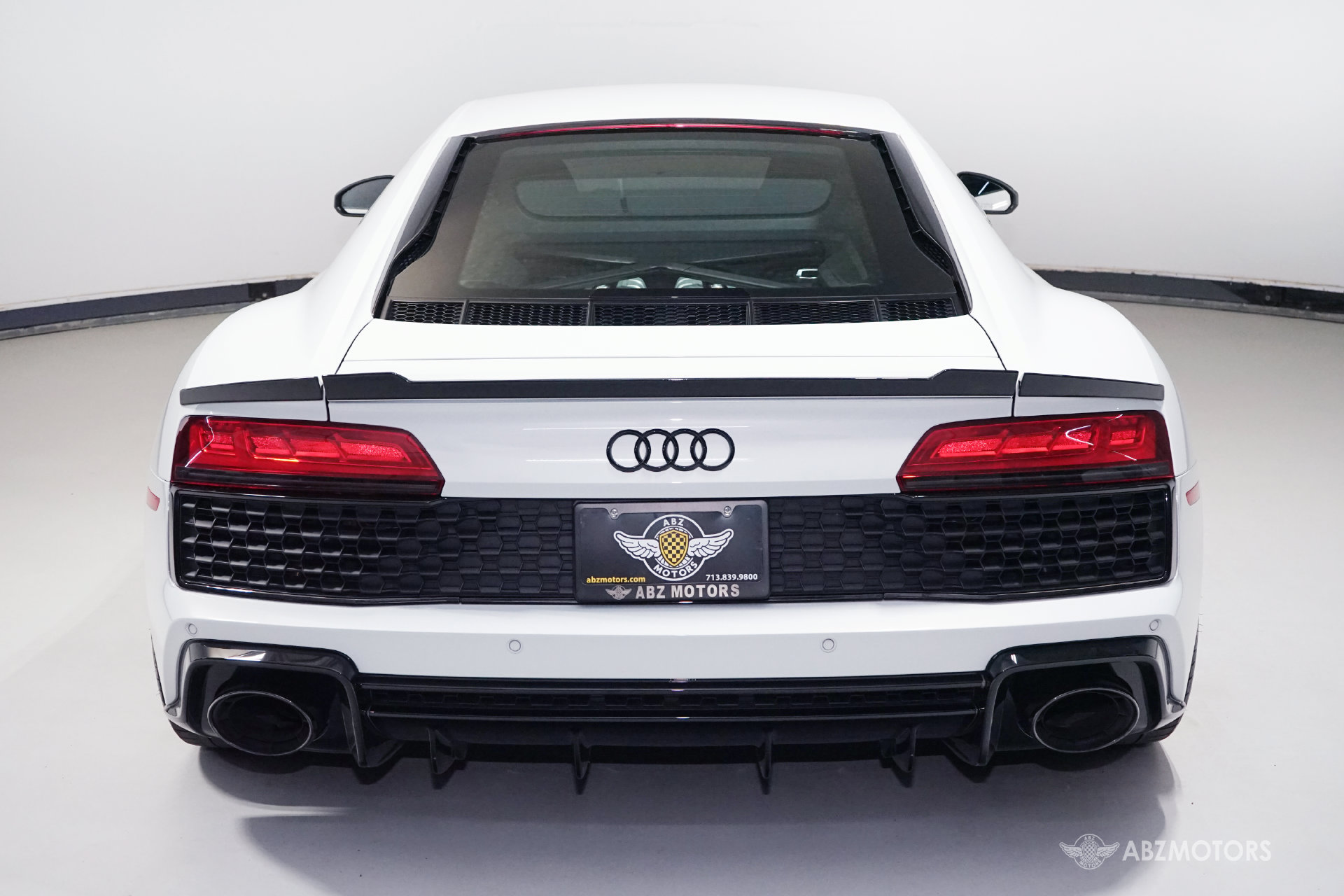 Used 2022 Audi R8 V10 performance RWD image 8