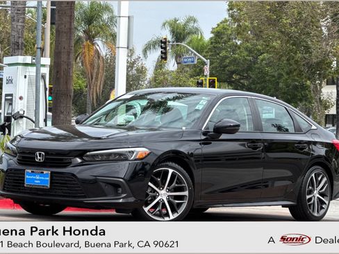 Used 2022 Honda Civic Touring image 1