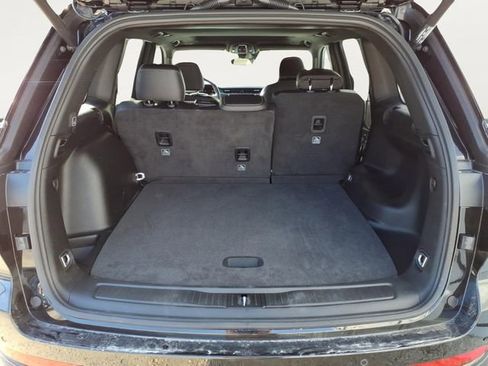 New 2025 Jeep Grand Cherokee Altitude AWD/4WD image 5