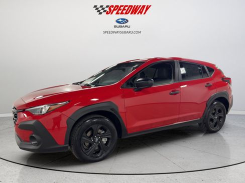 Used 2025 Subaru Crosstrek 2.0i image 4