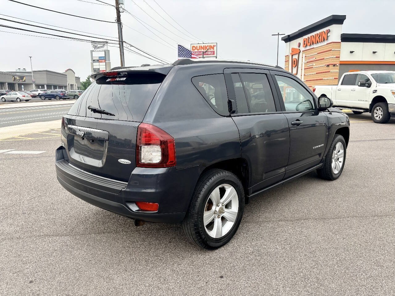 Used 2014 Jeep Compass Latitude AWD/4WD image 6