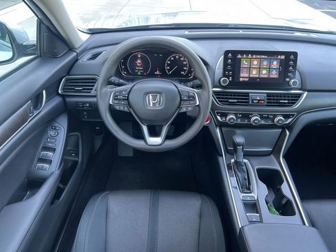 Used 2018 Honda Accord EX image 15