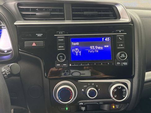 Used 2019 Honda Fit LX image 18