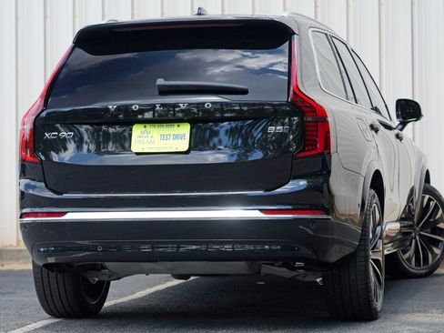 Used 2025 Volvo XC90 B5 Ultra w/ Protection Package Premier AWD/4WD image 5
