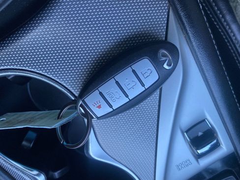 Used 2014 INFINITI Q50 w/ Navigation Package RWD image 18