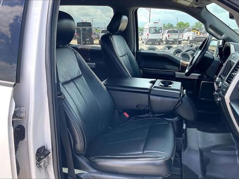 Used 2019 Ford F150 Lariat w/ Equipment Group 501A Mid AWD/4WD image 30