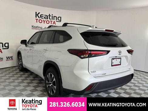 New 2026 Toyota Highlander XLE AWD/4WD image 10