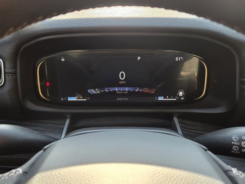 Used 2023 Jeep Wagoneer L Series II image 32