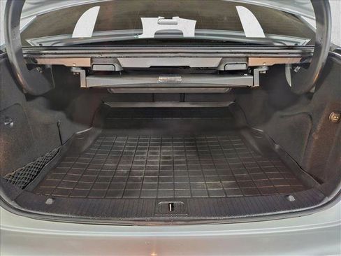 Used 2016 Mercedes-Benz E 350 Sedan image 6