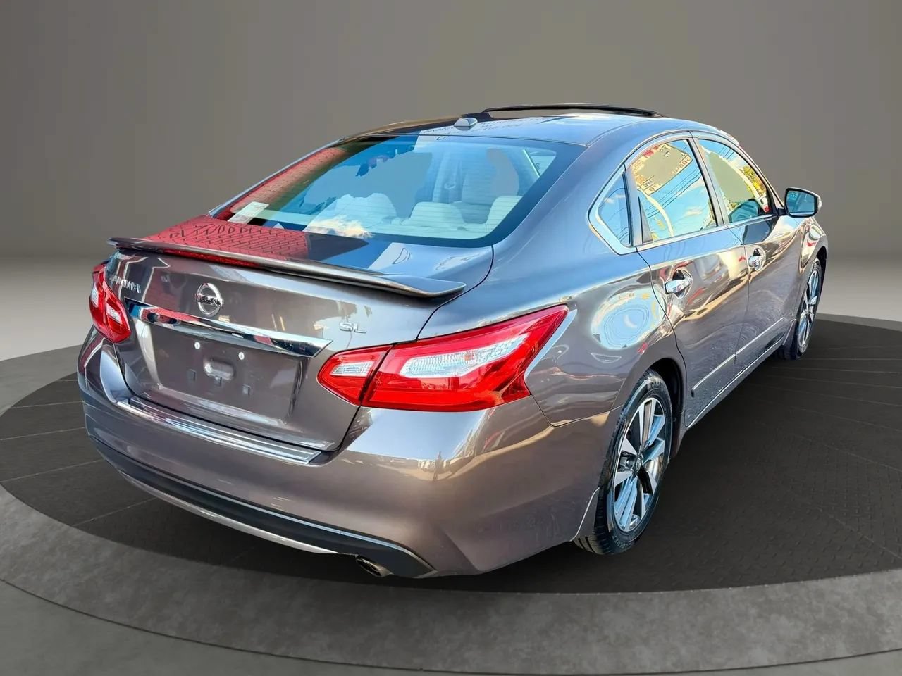 Used 2017 Nissan Altima 2.5 SL w/ 2.5 Technology Package FWD image 6