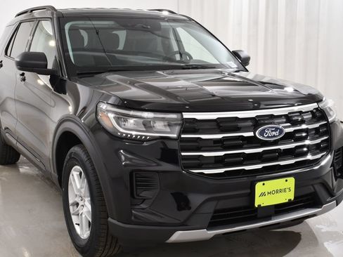 New 2026 Ford Explorer Active AWD/4WD image 4