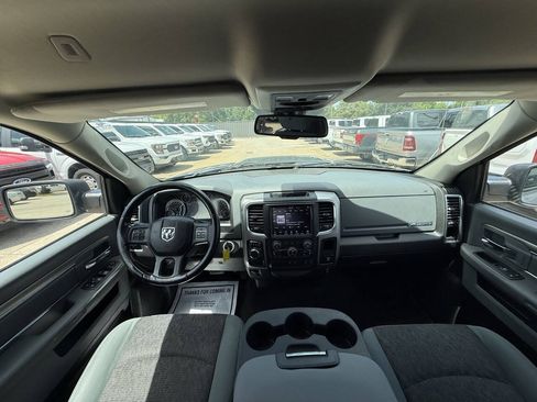 Used 2019 RAM 1500 Big Horn RWD image 18
