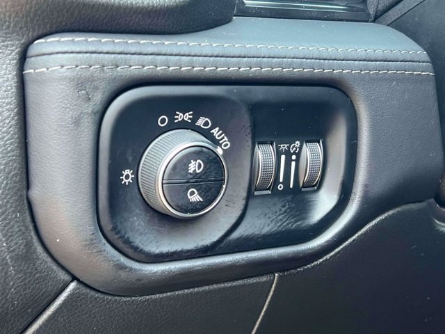 Used 2024 RAM 2500 Limited AWD/4WD image 23