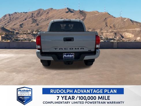 Used 2019 Toyota Tacoma TRD Sport image 5