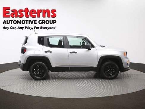 Used 2021 Jeep Renegade Sport image 43