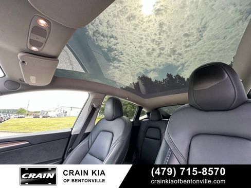 Used 2023 Tesla Model Y Long Range AWD/4WD image 4