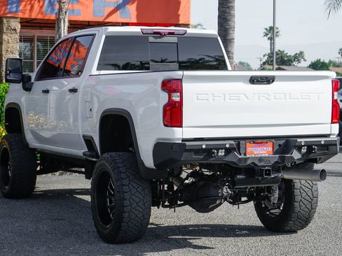 Used 2021 Chevrolet Silverado 3500 LTZ w/ LTZ Premium Package image 7