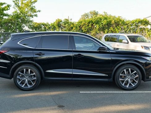 Used 2023 Acura MDX SH-AWD w/ Technology Package image 8