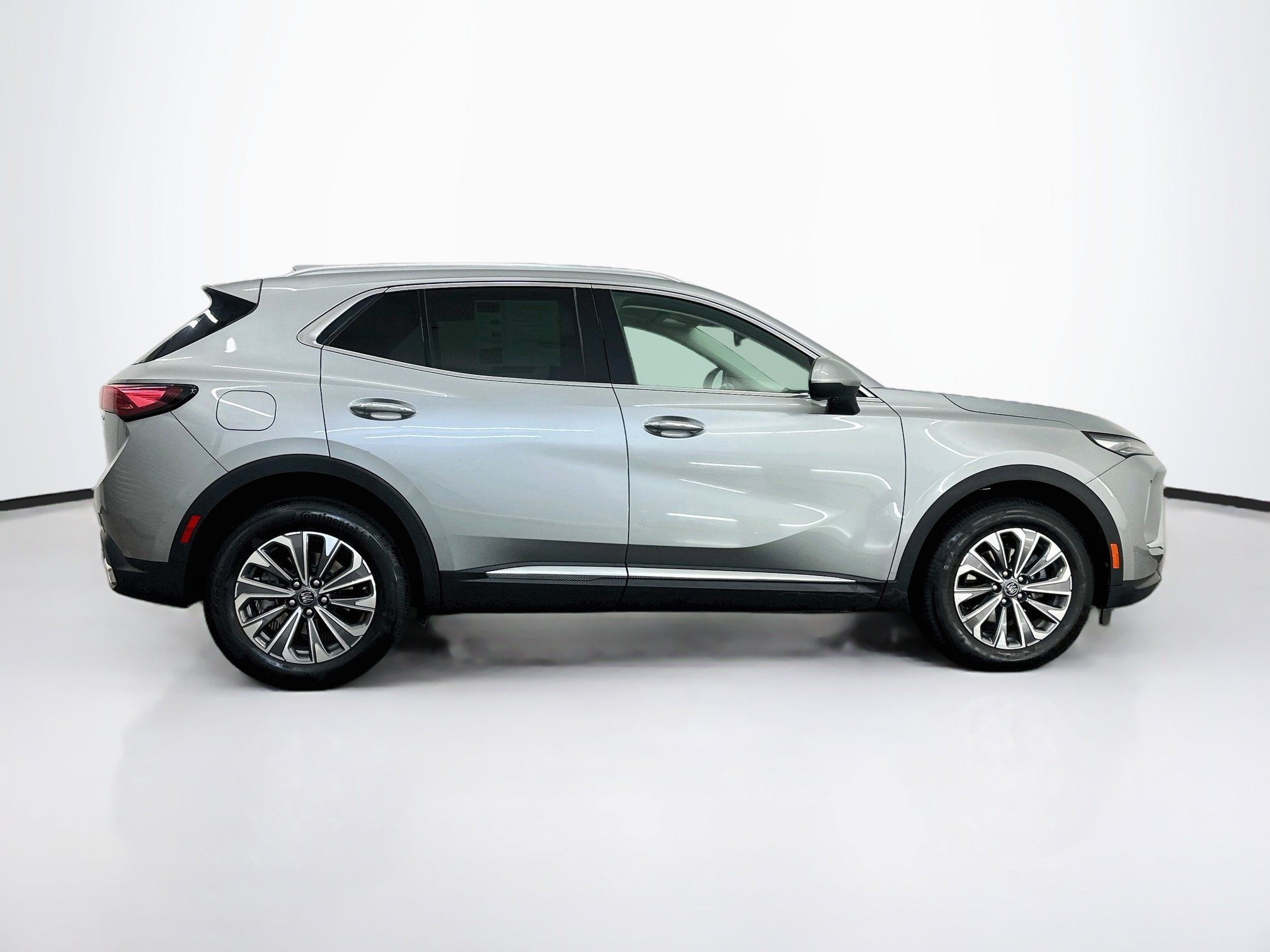 Used 2024 Buick Envision Preferred AWD/4WD image 10