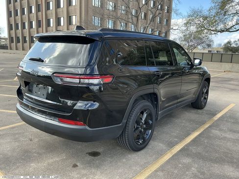 Used 2021 Jeep Grand Cherokee L Laredo image 6