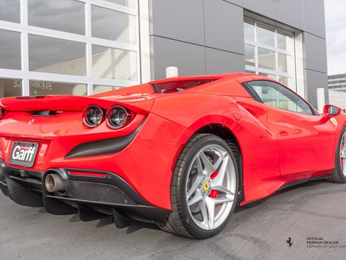 Certified 2022 Ferrari F8 Tributo image 12