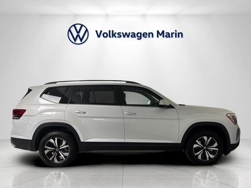 New 2026 Volkswagen Atlas SE image 6