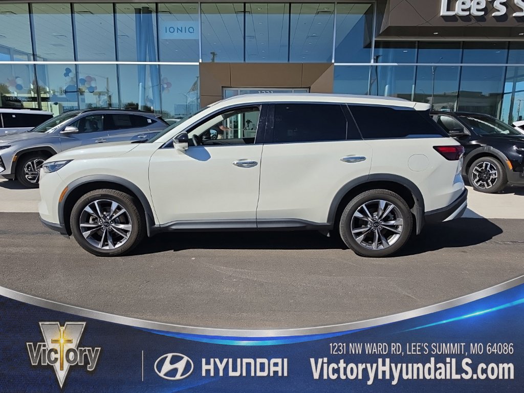 Used 2022 INFINITI QX60 Luxe w/ Cargo Package AWD/4WD image 2