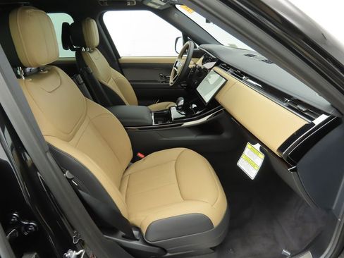 New 2026 Land Rover Range Rover Sport Dynamic SE image 20