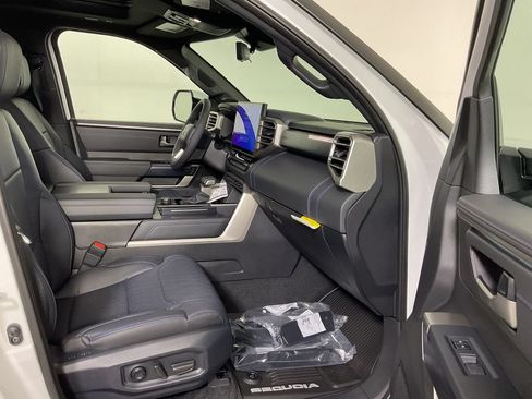 New 2026 Toyota Sequoia Platinum AWD/4WD image 24