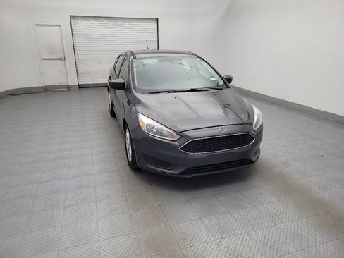 Used 2018 Ford Focus SE FWD image 14