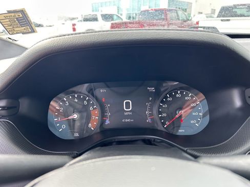 Used 2025 Jeep Compass Trailhawk AWD/4WD image 17