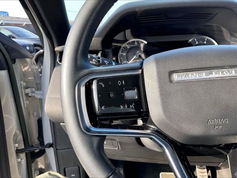 Used 2023 Land Rover Range Rover Evoque R-Dynamic SE AWD/4WD image 21