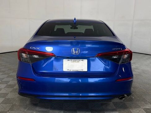 Used 2023 Honda Civic Sport image 5