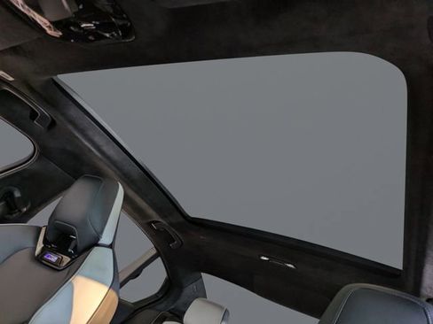 Used 2026 BMW M5 Base w/ Executive Package image 19