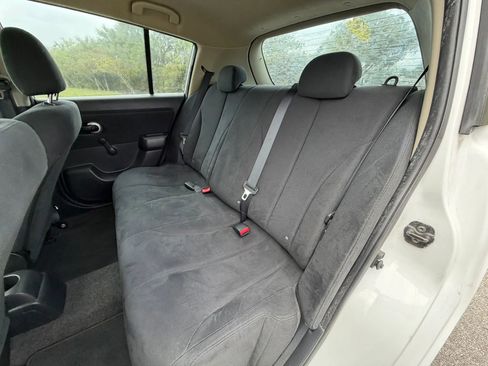 Used 2009 Nissan Versa 1.8 S image 27