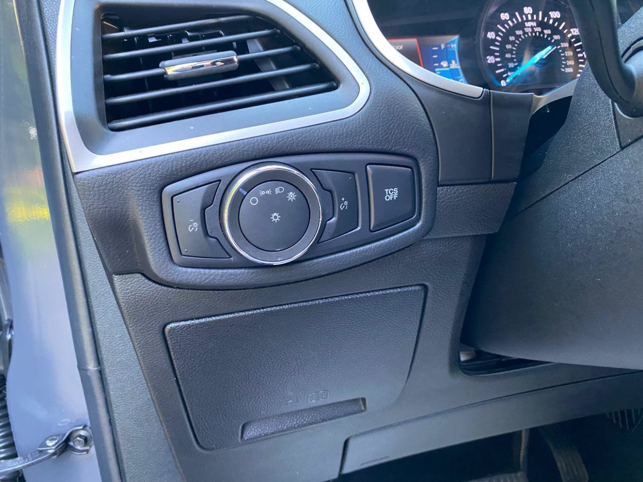Used 2021 Ford Edge SE FWD image 63