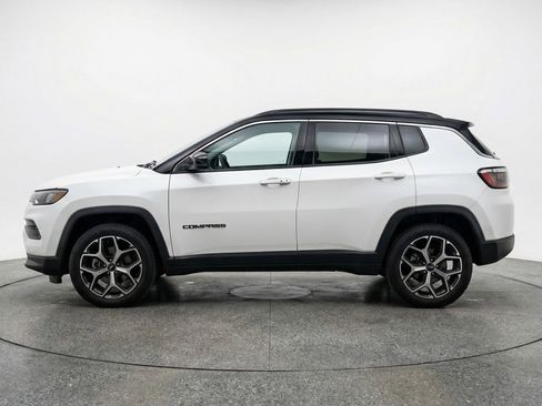 Used 2025 Jeep Compass Limited AWD/4WD image 4