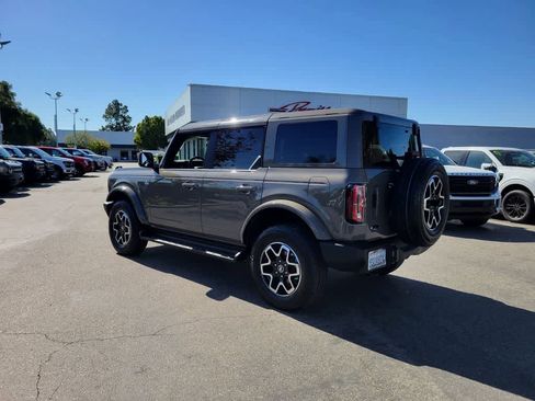 Certified 2025 Ford Bronco Outer Banks AWD/4WD image 3