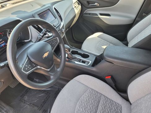 Used 2022 Chevrolet Equinox LT FWD image 16