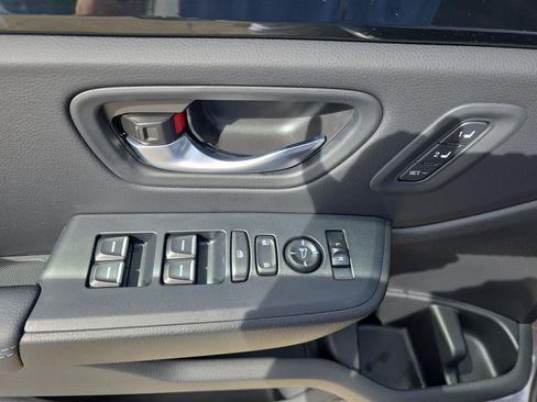 Used 2025 Honda Pilot EX-L image 27