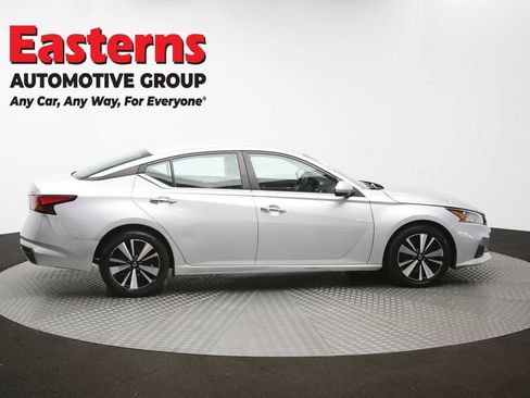 Used 2022 Nissan Altima 2.5 SV FWD image 44