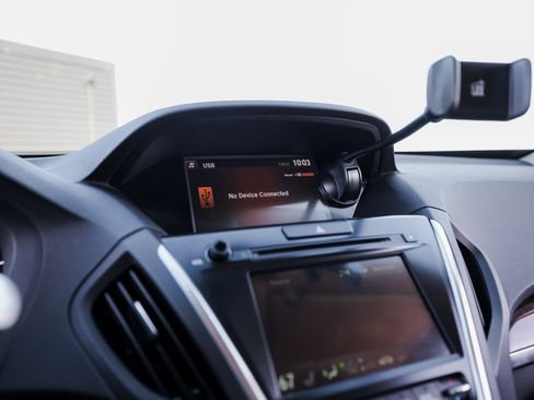 Used 2017 Acura MDX FWD w/ Technology Package image 18