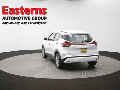 Used 2022 Nissan Kicks S FWD image 64