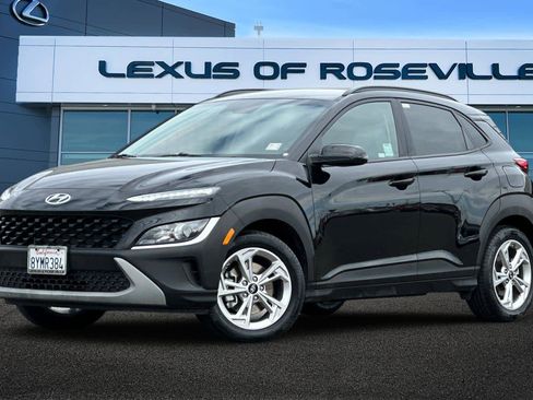 Used 2022 Hyundai Kona SEL image 1