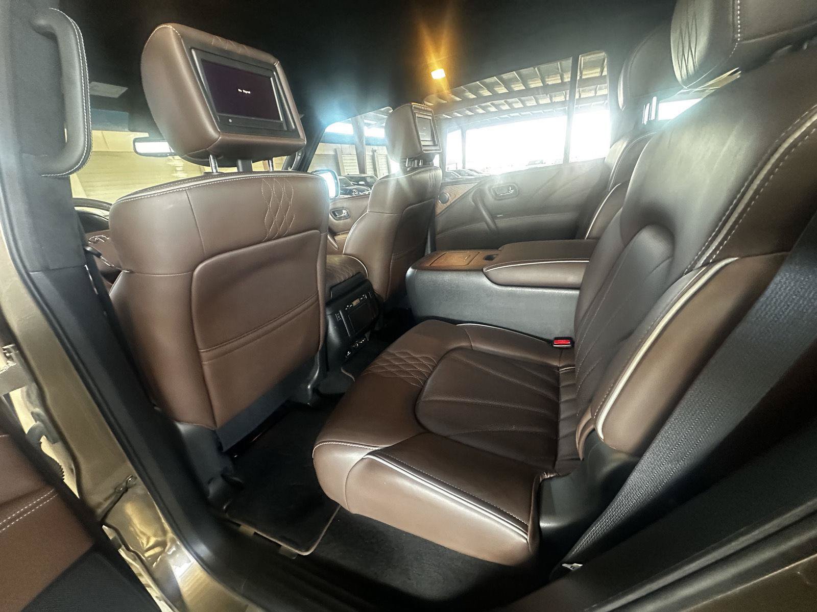 Used 2017 INFINITI QX80 Limited AWD/4WD image 13