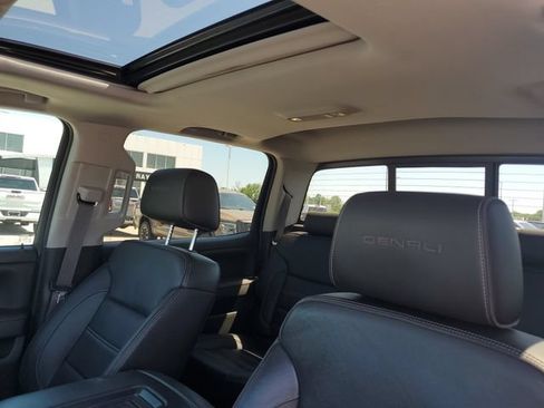 Used 2017 GMC Sierra 1500 Denali RWD image 17