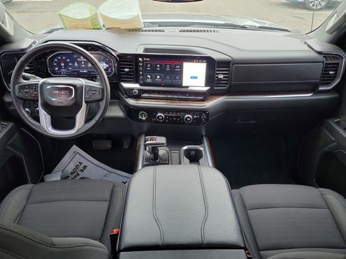 Certified 2023 GMC Sierra 1500 Elevation image 9