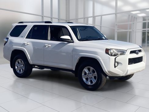 Used 2019 Toyota 4Runner SR5 image 8